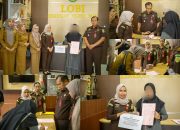 Kejari Palu Serahkan Uang Restitusi Rp77,4 Juta kepada Korban Pencabulan Anak